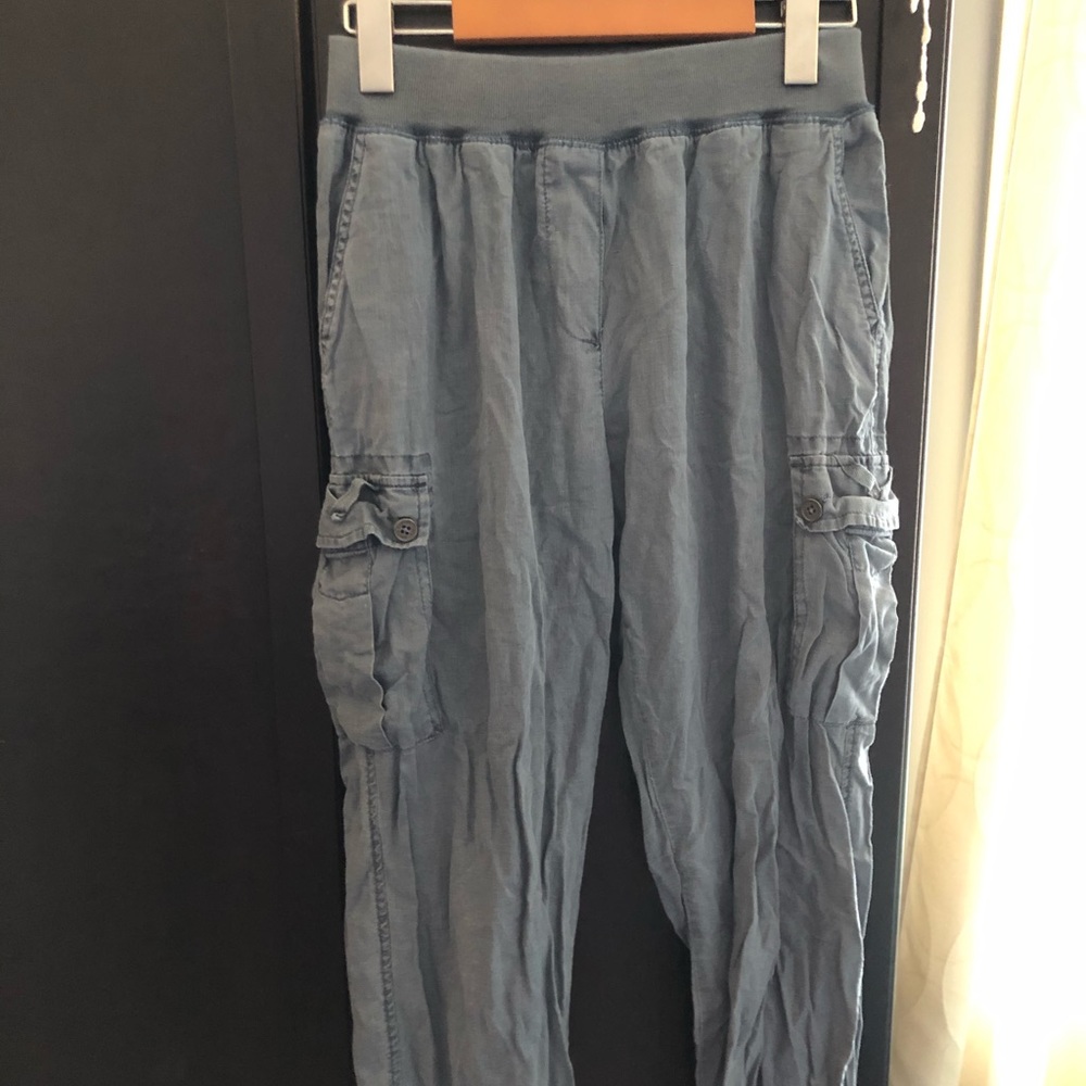 Roots cotton and hemp blend cropped utility pants